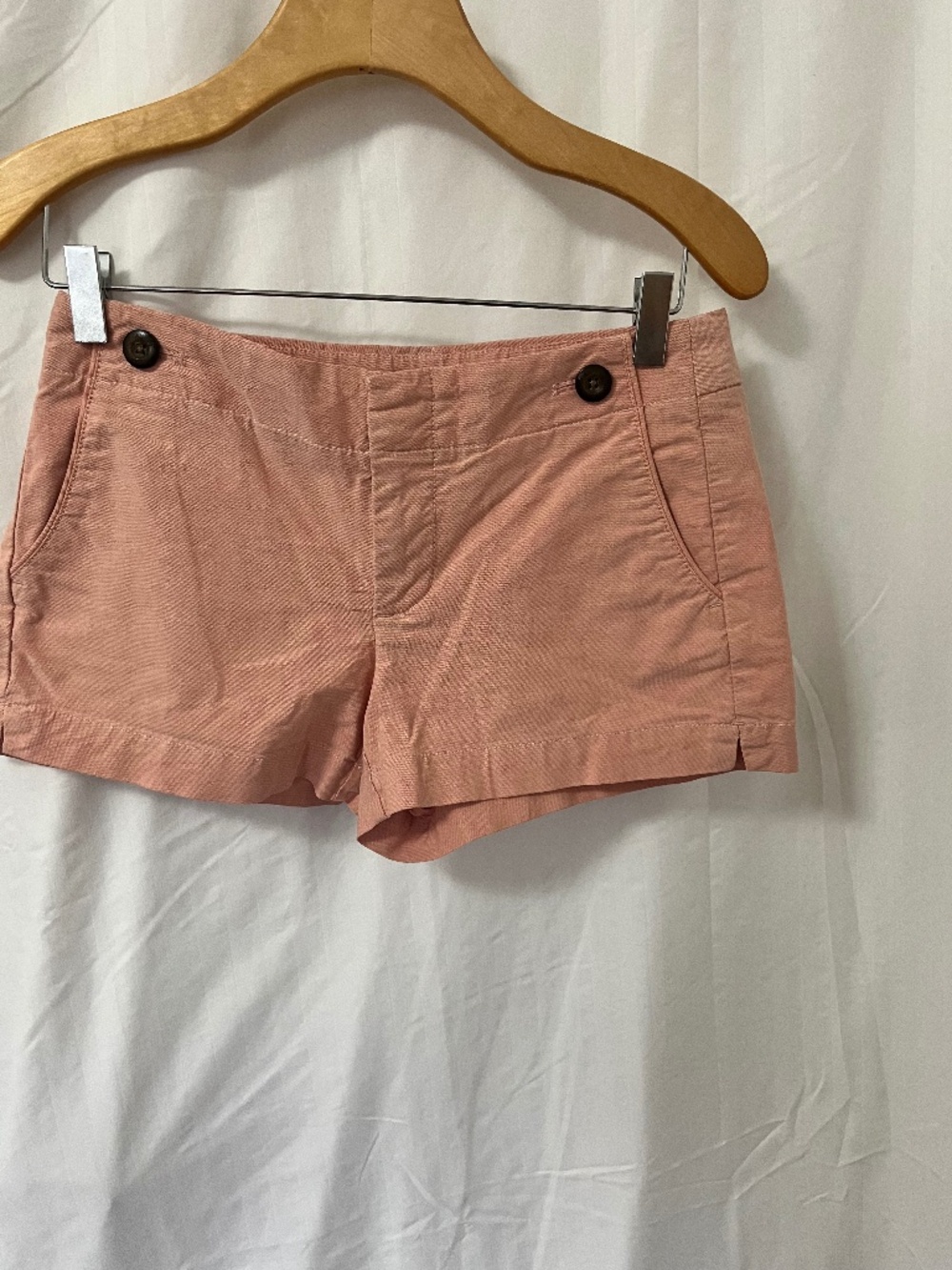 Gap shorts